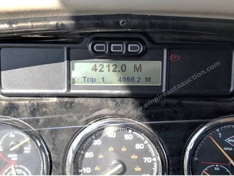 2019 Jayco Embark 37MB photo 117