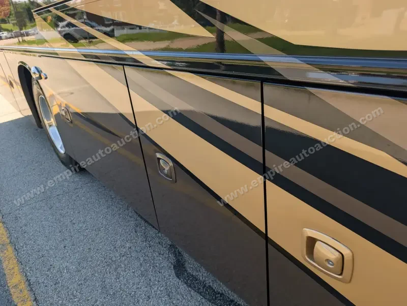2019 Jayco Embark 37MB photo 67