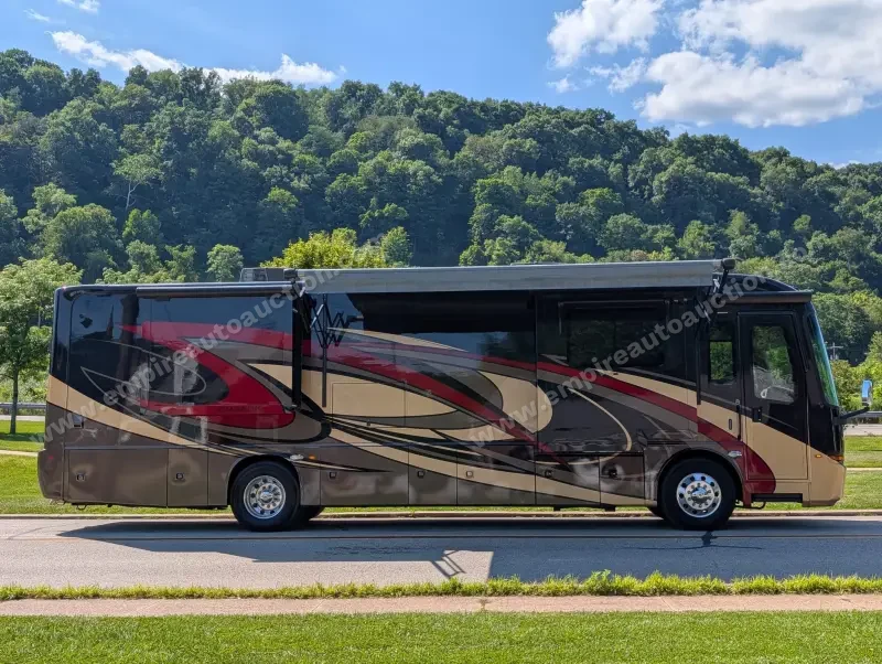 2019 Jayco Embark 37MB photo 17