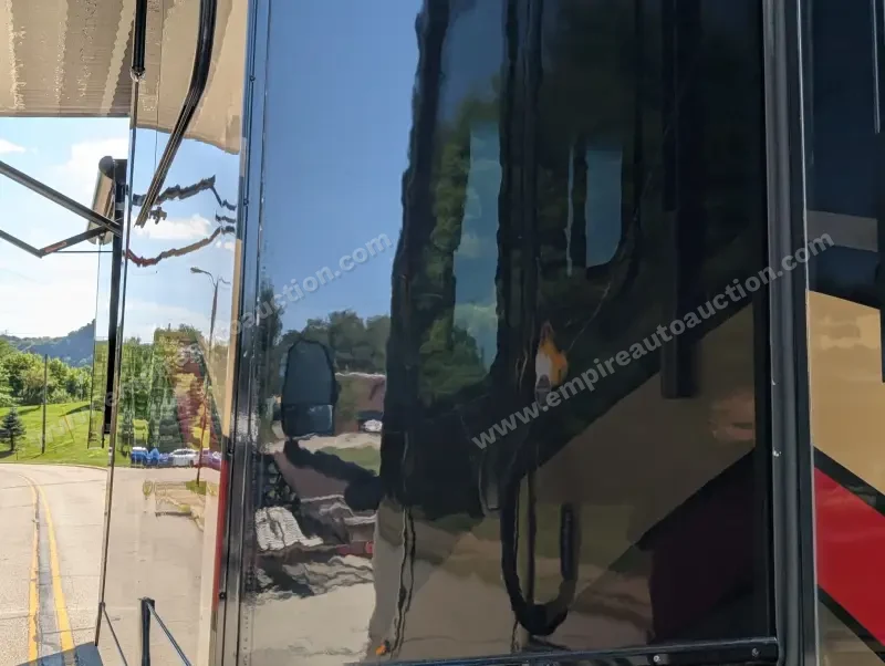 2019 Jayco Embark 37MB photo 79
