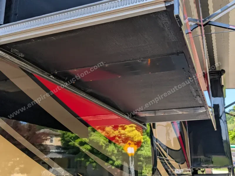 2019 Jayco Embark 37MB photo 52