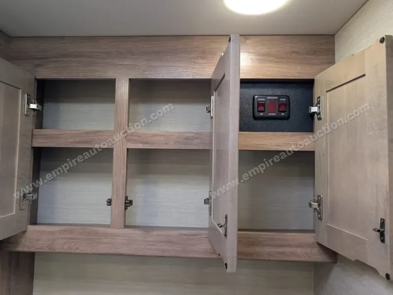 2019 Jayco Embark 37MB photo 131
