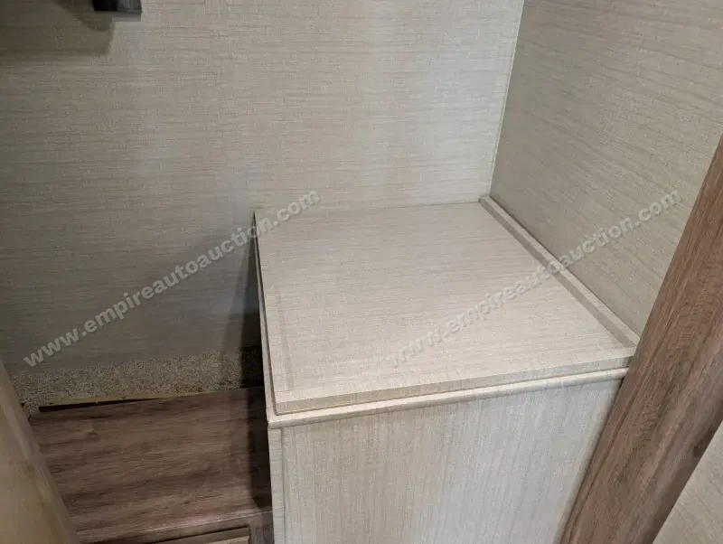 2019 Jayco Embark 37MB photo 233