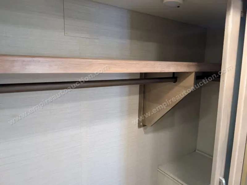2019 Jayco Embark 37MB photo 229