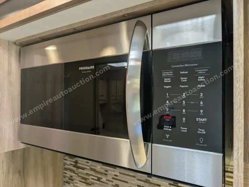 2019 Jayco Embark 37MB photo 182