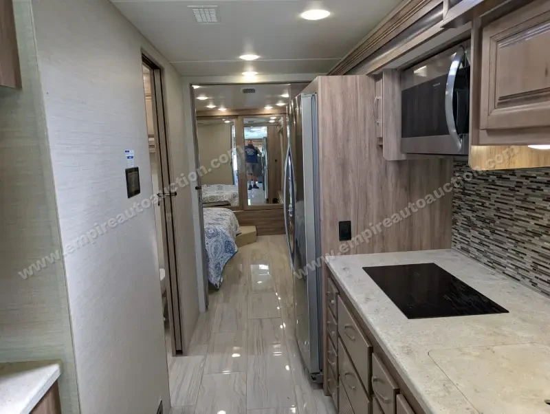 2019 Jayco Embark 37MB photo 176