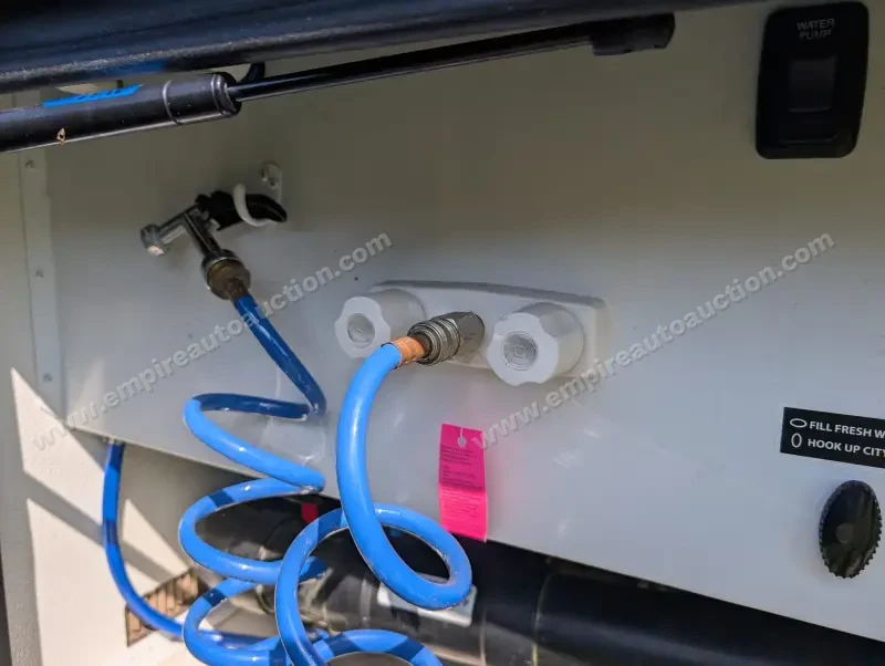 2019 Jayco Embark 37MB photo 255