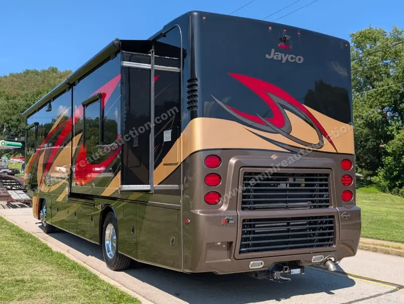 2019 Jayco Embark 37MB photo 22