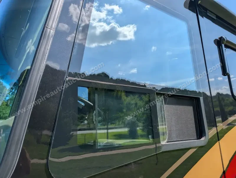2019 Jayco Embark 37MB photo 64