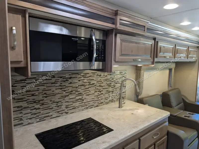 2019 Jayco Embark 37MB photo 169