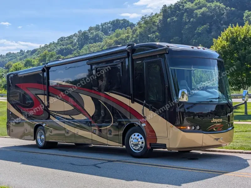 2019 Jayco Embark 37MB photo 10