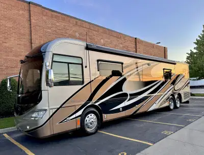 2015 American Revolution LE 42T Motorcoach
