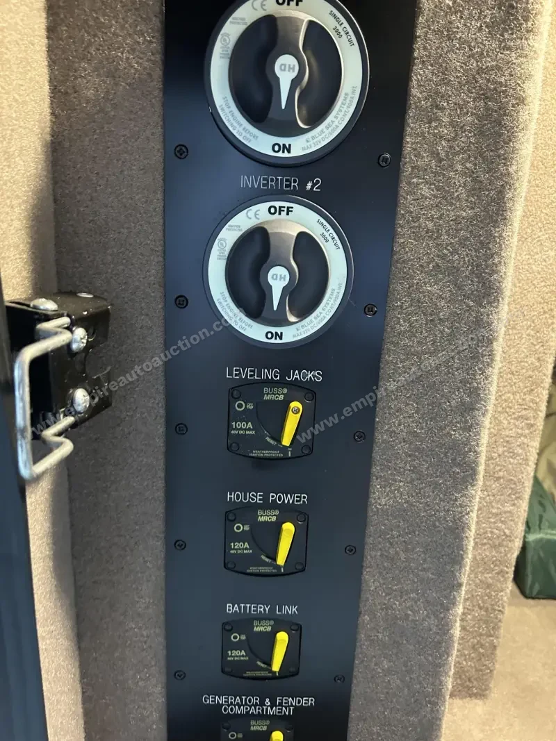 2018 Entegra Anthem 44A Motorcoach photo 134