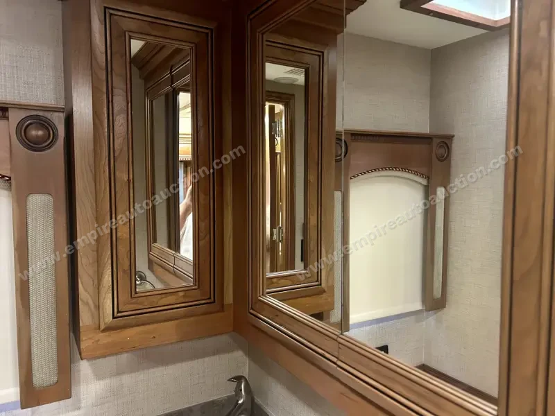 2018 Entegra Anthem 44A Motorcoach photo 110
