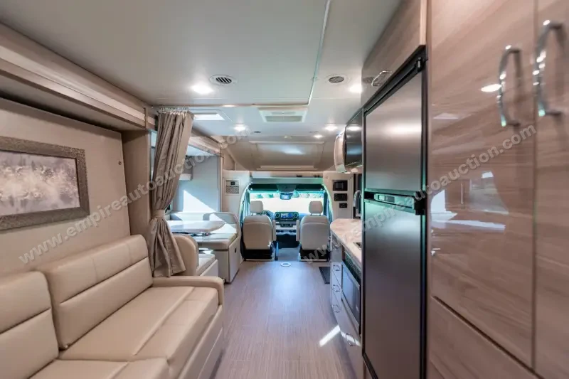2023 Thor Motor Coach Tiburon 24FB photo 89
