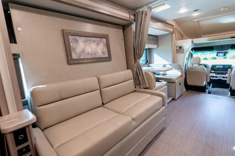 2023 Thor Motor Coach Tiburon 24FB photo 88
