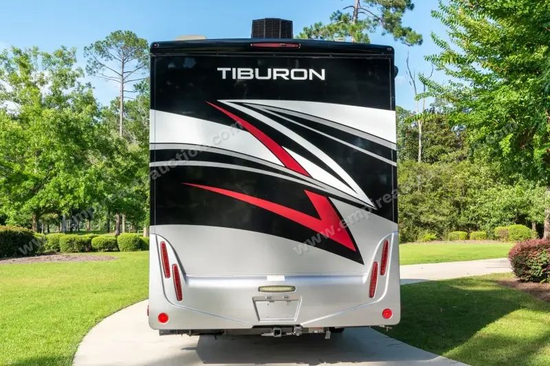 2023 Thor Motor Coach Tiburon 24FB photo 4