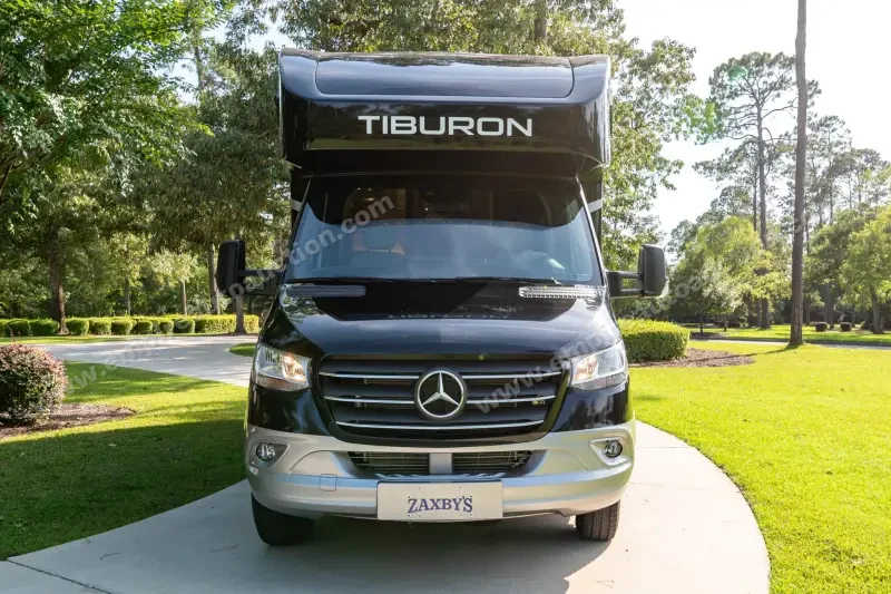 2023 Thor Motor Coach Tiburon 24FB photo 8