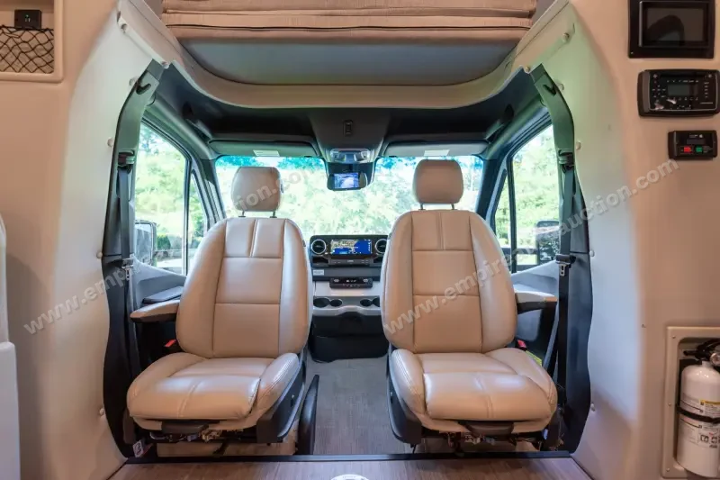 2023 Thor Motor Coach Tiburon 24FB photo 117