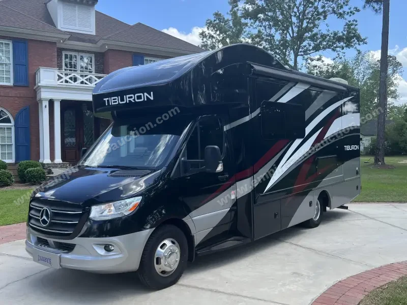 2023 Thor Motor Coach Tiburon 24FB photo 150