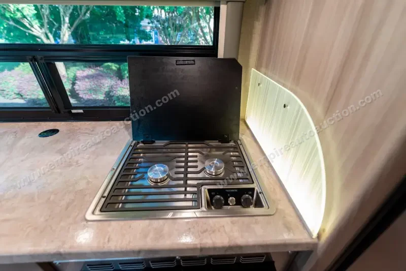2023 Thor Motor Coach Tiburon 24FB photo 101