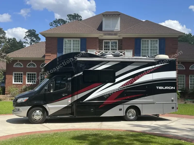 2023 Thor Motor Coach Tiburon 24FB photo 149
