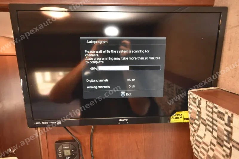 2017 Forest River Sunseeker 2400R photo 9