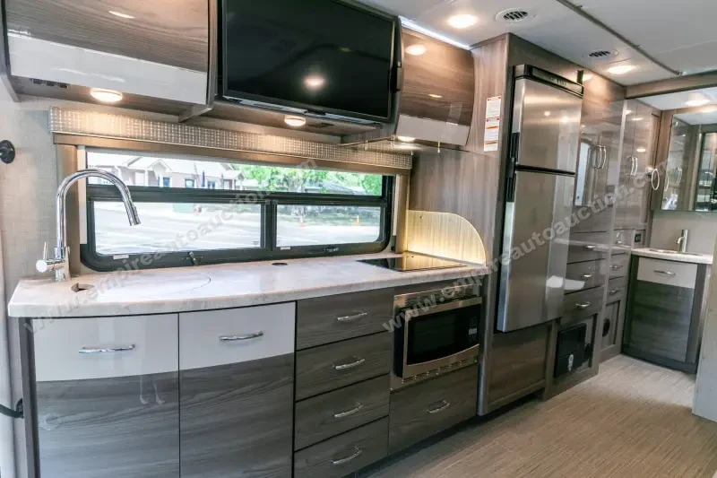 2023 Thor Motor Coach Tiburon 24FB photo 134