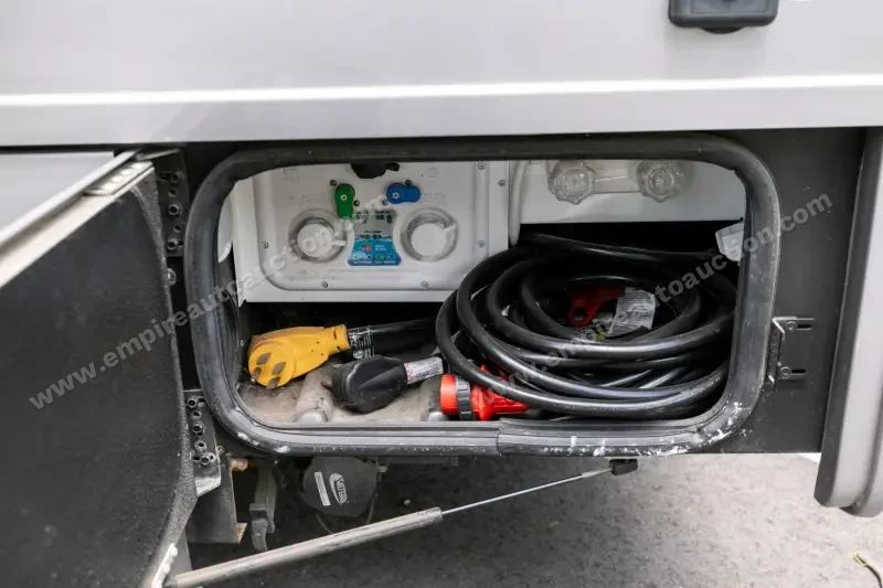 2023 Thor Motor Coach Tiburon 24FB photo 71