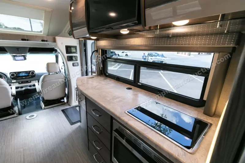 2023 Thor Motor Coach Tiburon 24FB photo 141