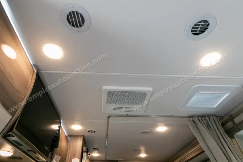 2023 Thor Motor Coach Tiburon 24FB photo 149