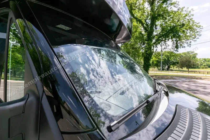 2023 Thor Motor Coach Tiburon 24FB photo 25