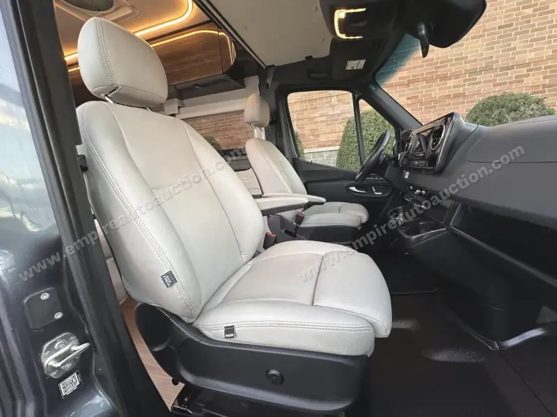 2020 Winnebago Era 3500XD photo 49