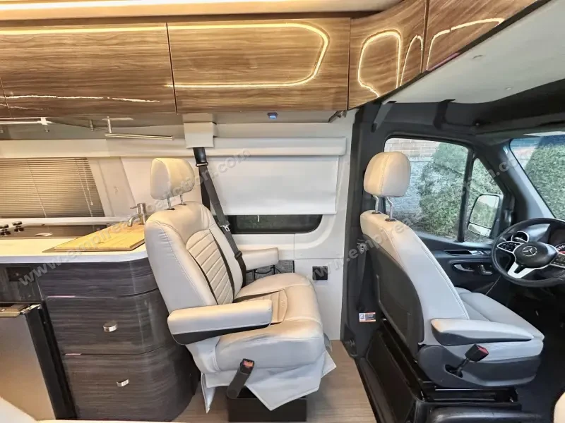 2020 Winnebago Era 3500XD photo 56