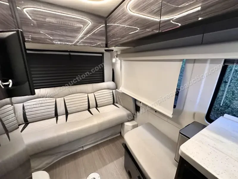 2020 Winnebago Era 3500XD photo 74