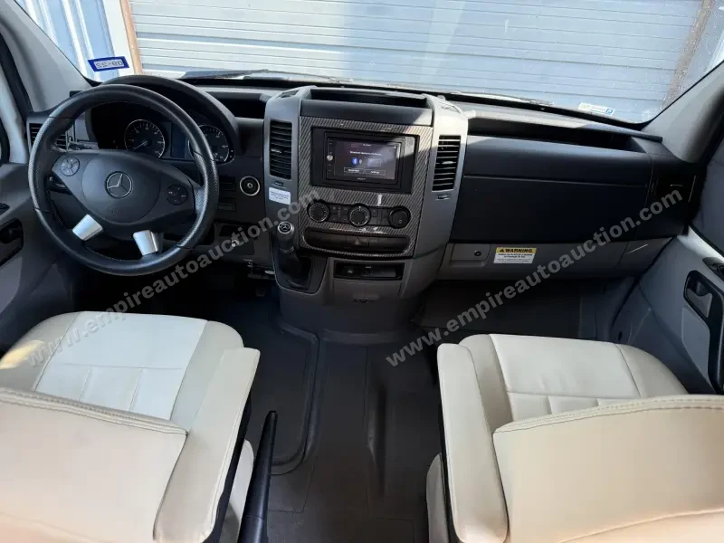 2019 Entegra Qwest 24K photo 38