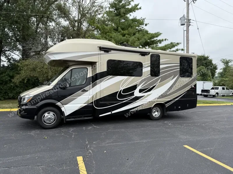 2019 Entegra Qwest 24K photo 3