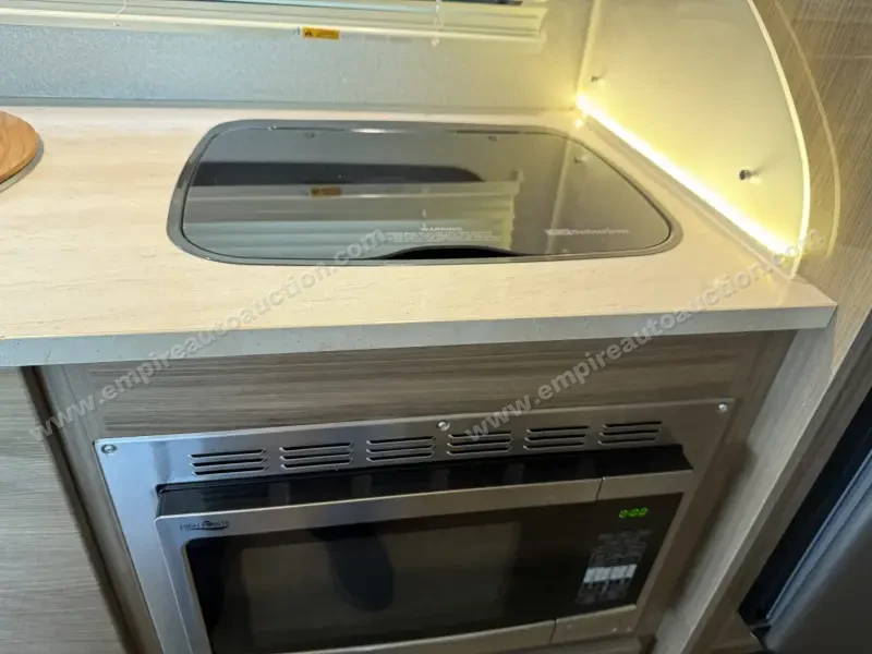2019 Entegra Qwest 24K photo 49