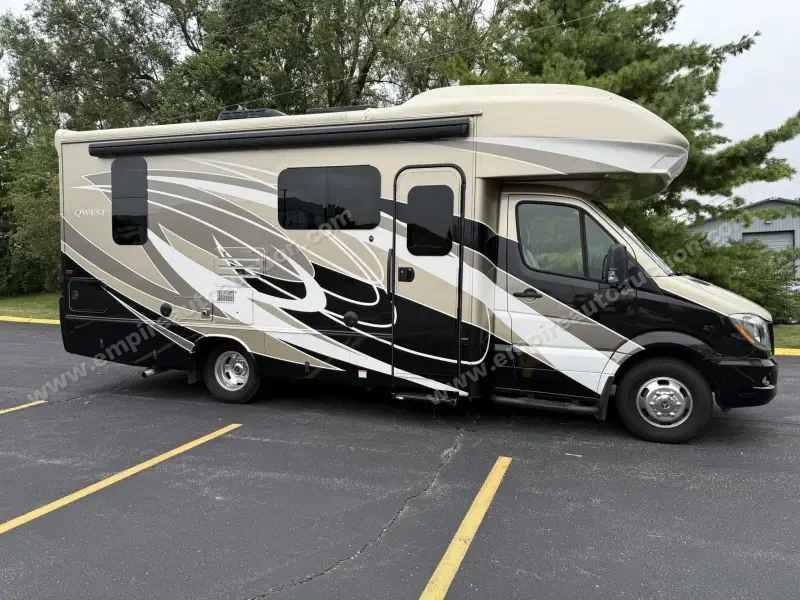 2019 Entegra Qwest 24K photo 9