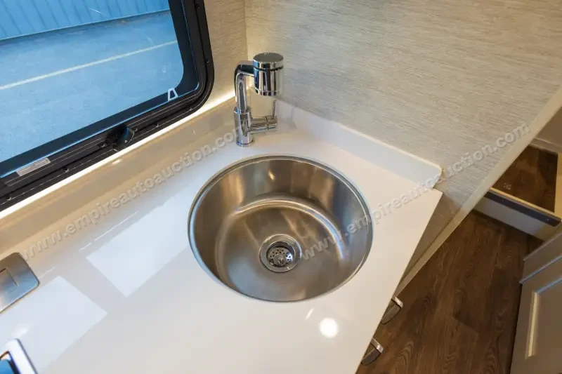 2022 Tiffin Motorhomes Wayfarer 25 photo 102