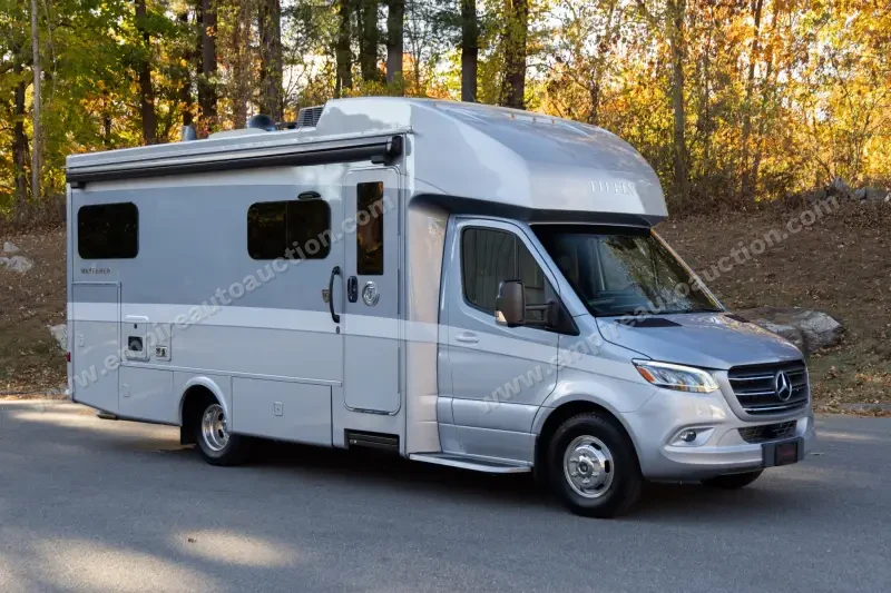 2022 Tiffin Motorhomes Wayfarer 25 photo 8