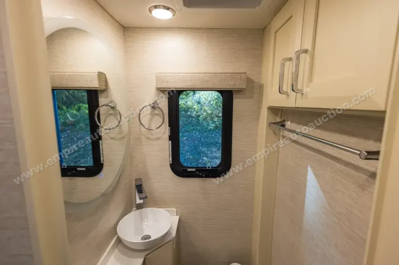 2022 Tiffin Motorhomes Wayfarer 25 photo 116