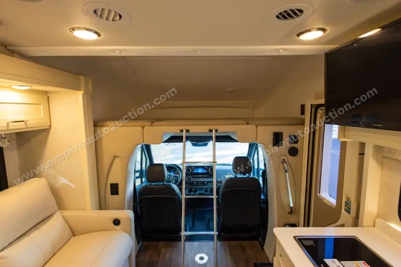 2022 Tiffin Motorhomes Wayfarer 25 photo 92