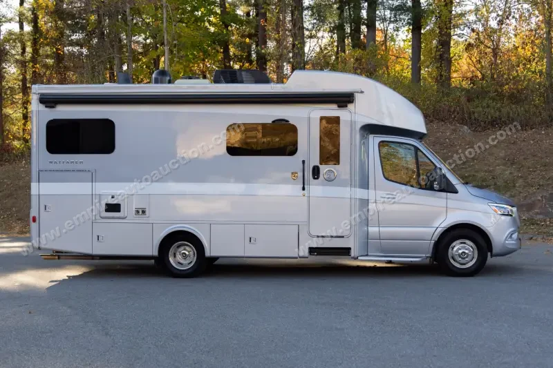 2022 Tiffin Motorhomes Wayfarer 25 photo 7