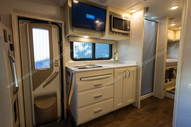 2022 Tiffin Motorhomes Wayfarer 25 photo 98