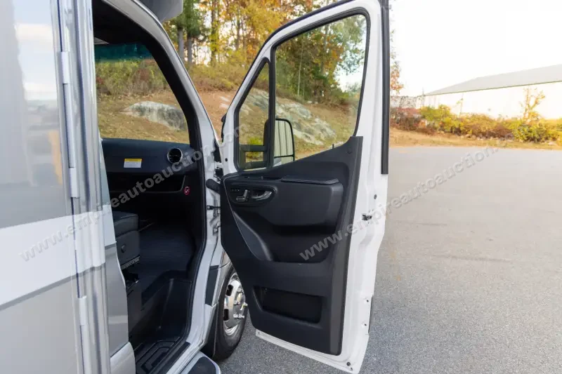 2022 Tiffin Motorhomes Wayfarer 25 photo 90