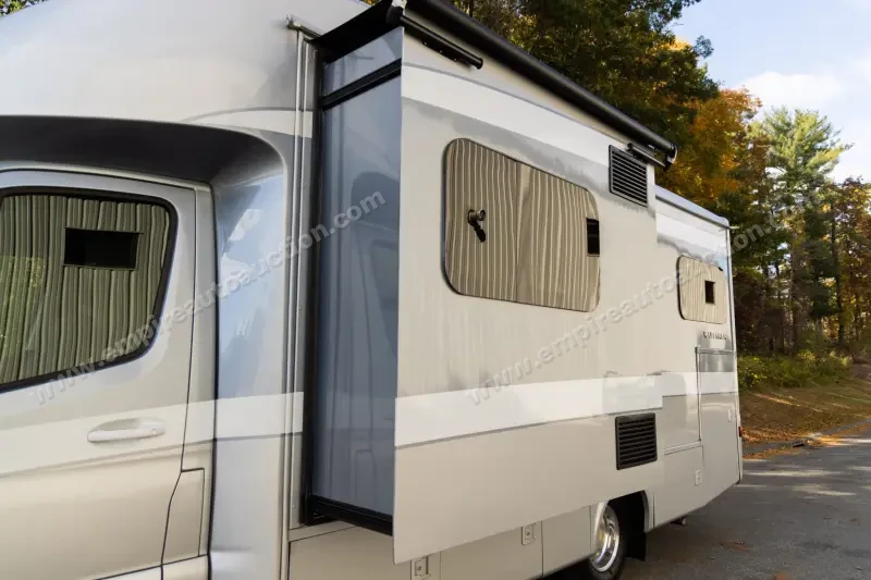 2022 Tiffin Motorhomes Wayfarer 25 photo 34