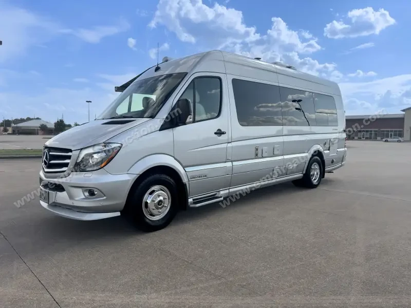 2016 Airstream Interstate EXT Grand Tour Series photo 48