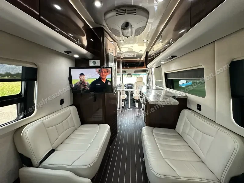 2016 Airstream Interstate EXT Grand Tour Series photo 53