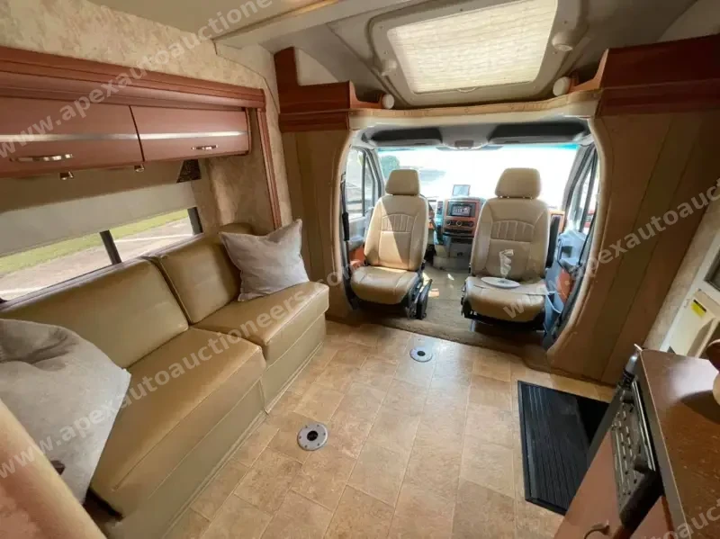 2014 Winnebago View 24g photo 3